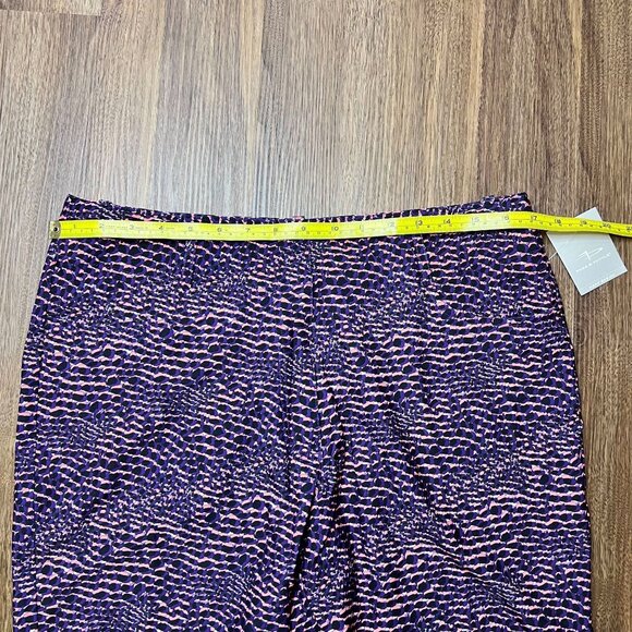 Page &‎ Tuttle NWT Snakeskin Print Casual Shorts Womens Size 10 Stretch Fabric - Picture 8 of 9